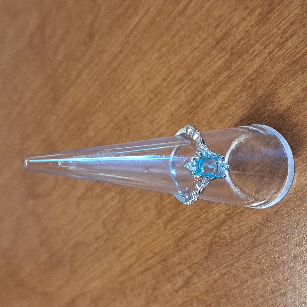 Cocktail ring size 7